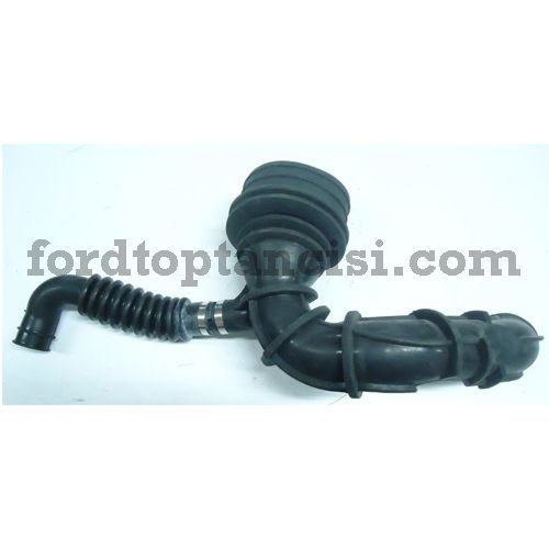 Hava Filtre Hortumu Transit V184