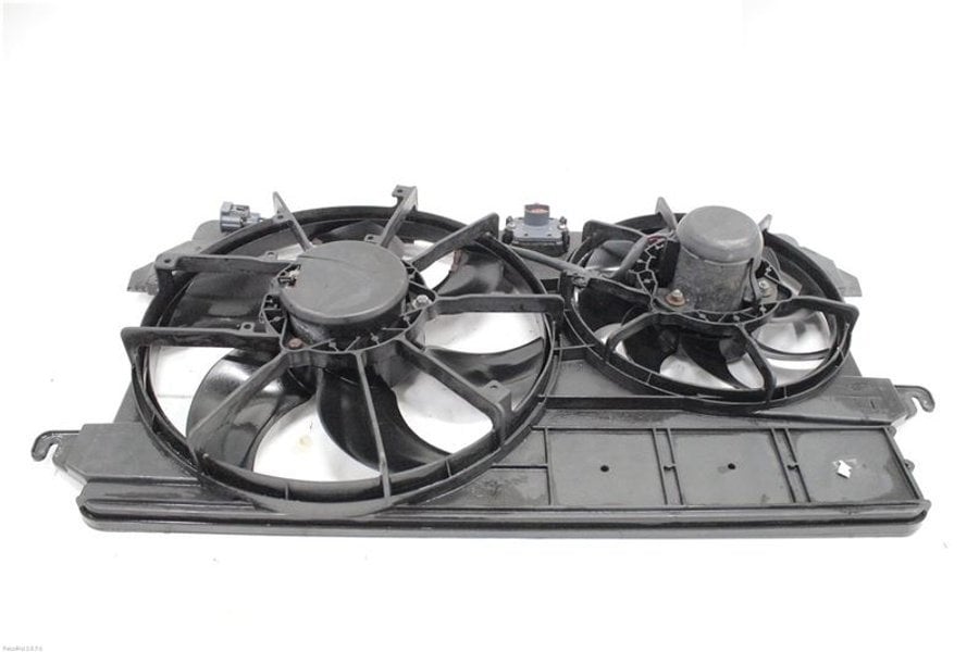Ford Connect Fan Motoru Çiftli 7T16 8C607 NB 4.307,97 TL İTHAL ÜRÜN