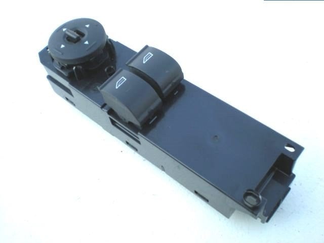 Cam Açma Düğmesi Focus İkili 2015-